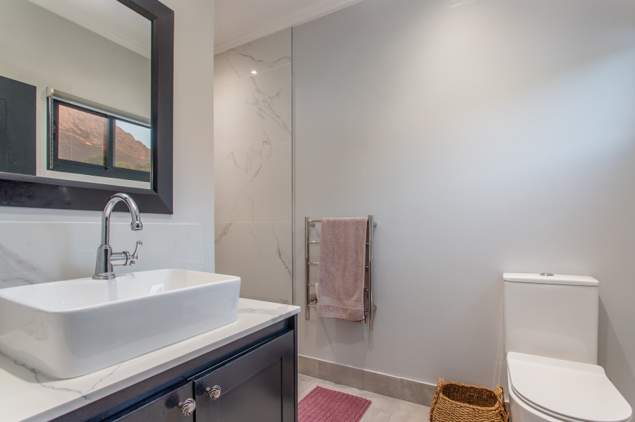 4 Bedroom Property for Sale in Franschhoek Western Cape